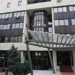 Guardiola kërkon falje për përplasjen me kameramanin pas humbjes ndaj Newcastle