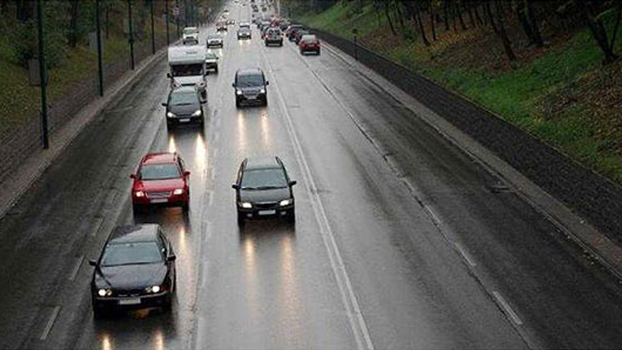 LAMM: Komunikacioni po zhvillohet pa pengesa, rrugët me lagështi