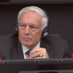 Gjenerali Wesley Clark në Hagë: UÇK-ja pa komandë dhe kontroll të qartë