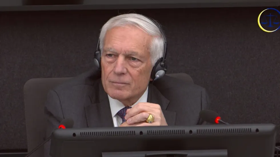 Wesley Clark për Thaçin dhe akuzat për UÇK-në