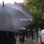 Studimi: pse nënat zgjohen më shpesh gjatë natës nga të qarët e bebeve