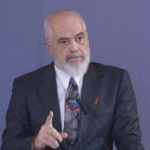 Ndryshim në projekt-marrëveshjen e paqes për Ukrainën: hiqet auditi i ndihmës, përfshihet amnisti e plotë