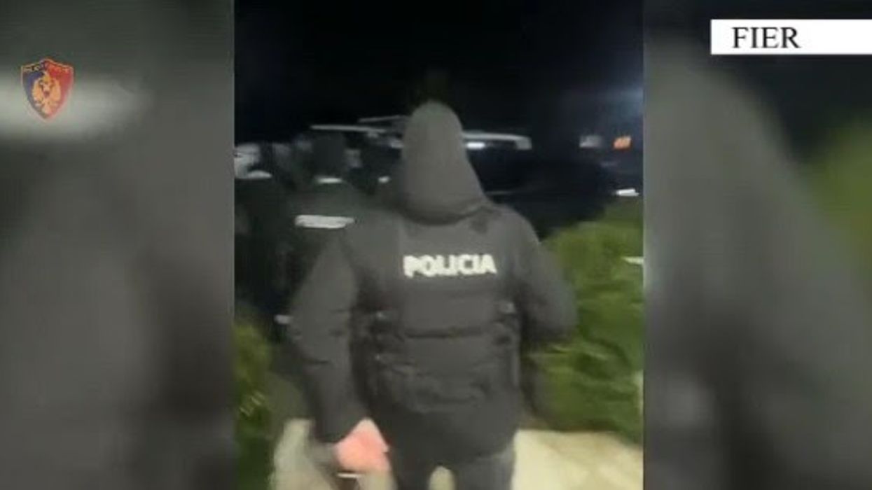 Operacioni ‘Pathway’ në Fier: sekuestruar pistoletë, arrestohet 57-vjeçari