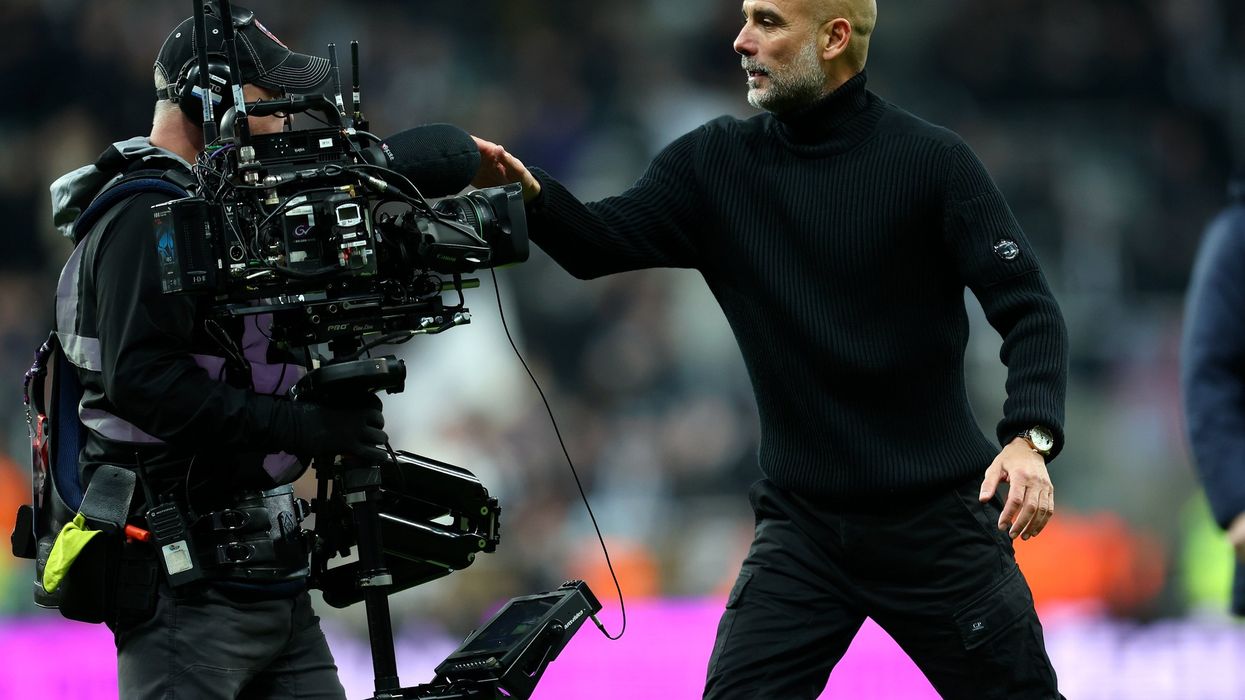 Guardiola kërkon falje për përplasjen me kameramanin pas humbjes ndaj Newcastle