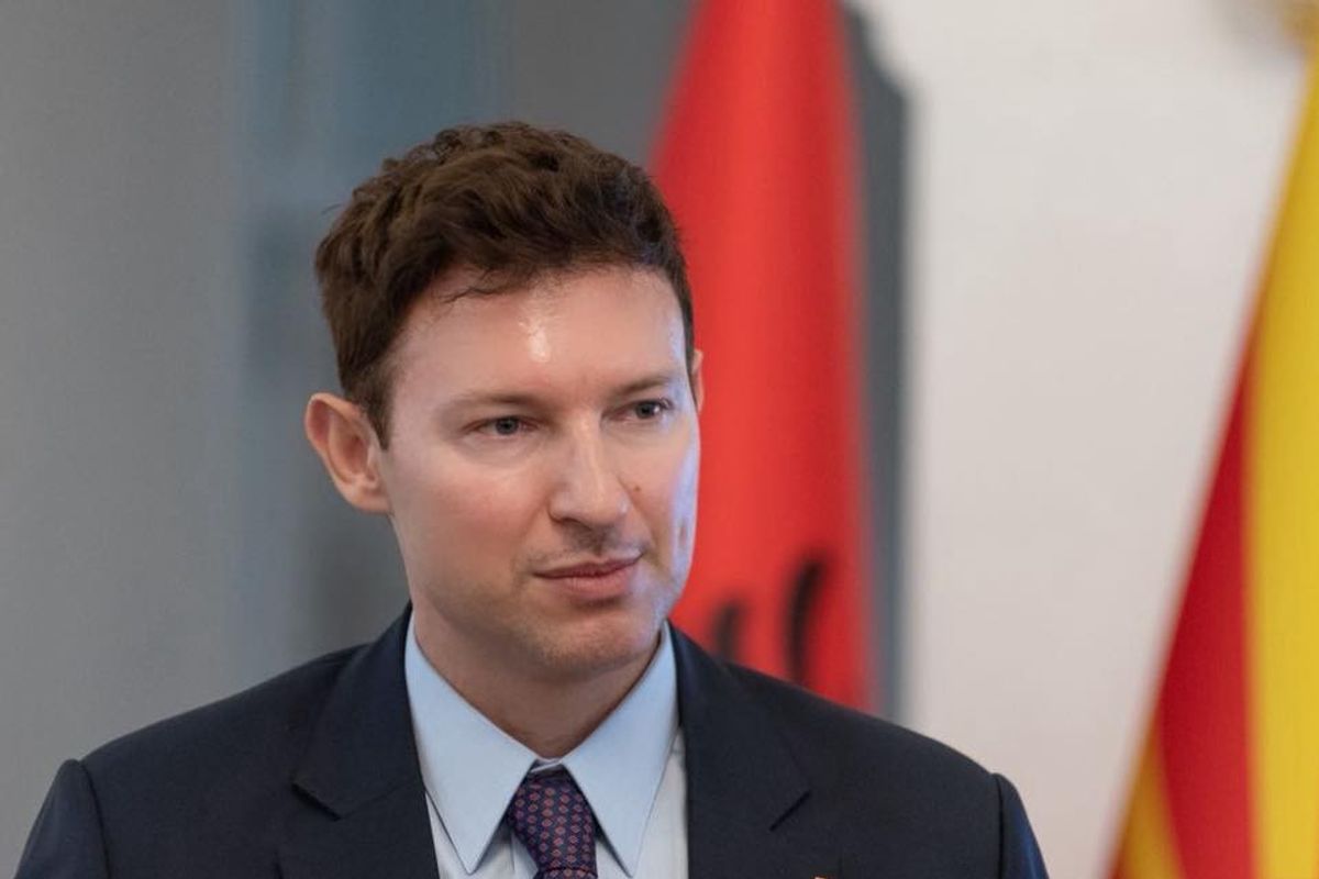 Ambasada e Shqipërisë në Maqedoninë e Veriut shënoi 28 Nëntorin, fjalim nga ambasadori Denion Meidani