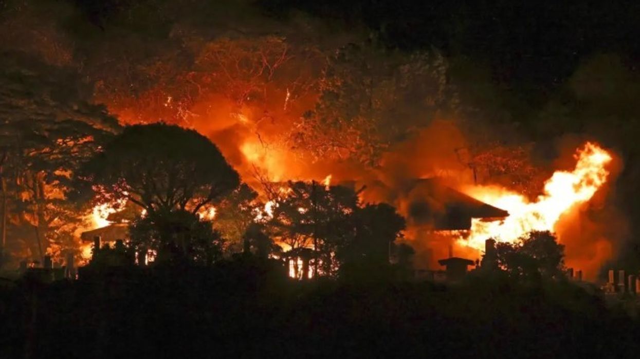 Zjarr në jug të Japonisë përfshin mbi 170 ndërtesa, një person rezulton i zhdukur