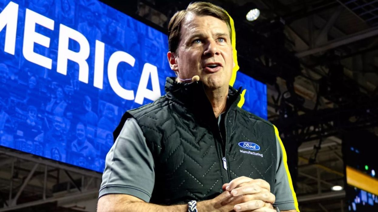 Ford përballet me mungesë të madhe mekanikësh, pavarësisht pagave të larta