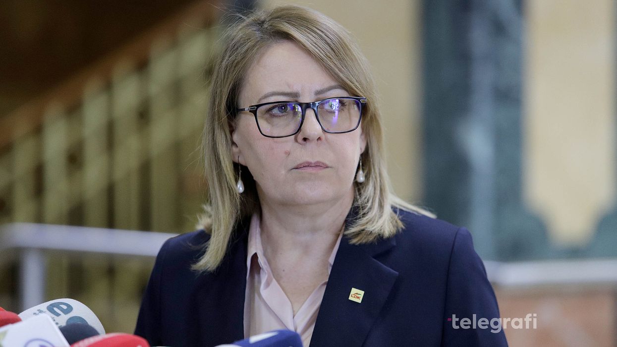 Hykmete Bajrami kritikon ashpër qeverisjen e Albin Kurtit