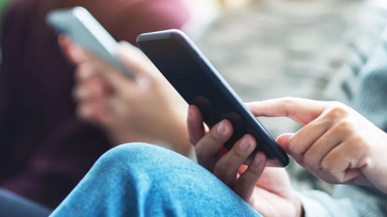 Meta ndalon përdorimin e Instagram, Facebook dhe Threads për të miturit në Australi