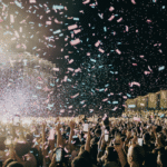 Seanca për shqyrtimin e buxhetit mbetet e hapur për shkak të mungesës së opozitës