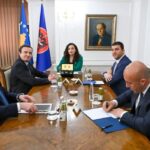 Trump nënshkruan ligjin për publikimin e dosjeve të Epstein