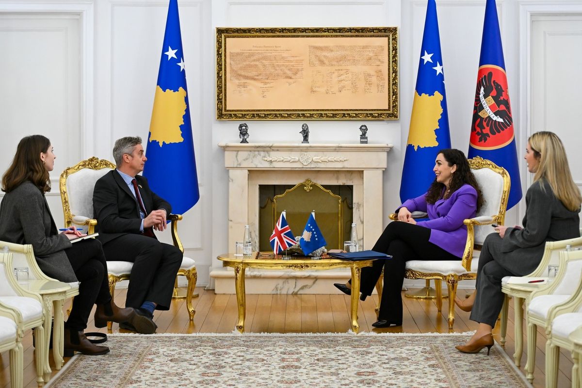 Osmani priti ambasadorin britanik Hargreaves për buxhetin dhe zgjedhjet