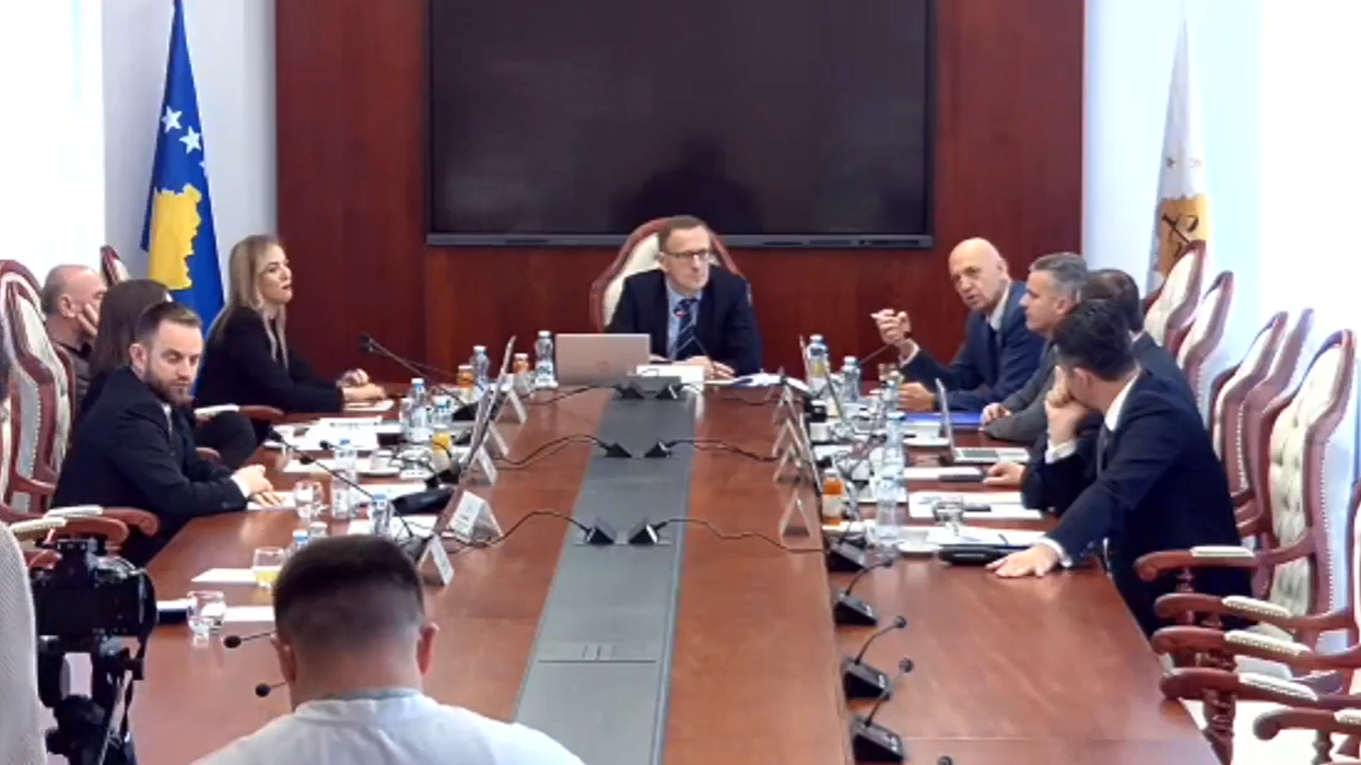 Përplasje në Këshillin Prokurorial pas propozimit për shkarkimin e Besim Kelmendit