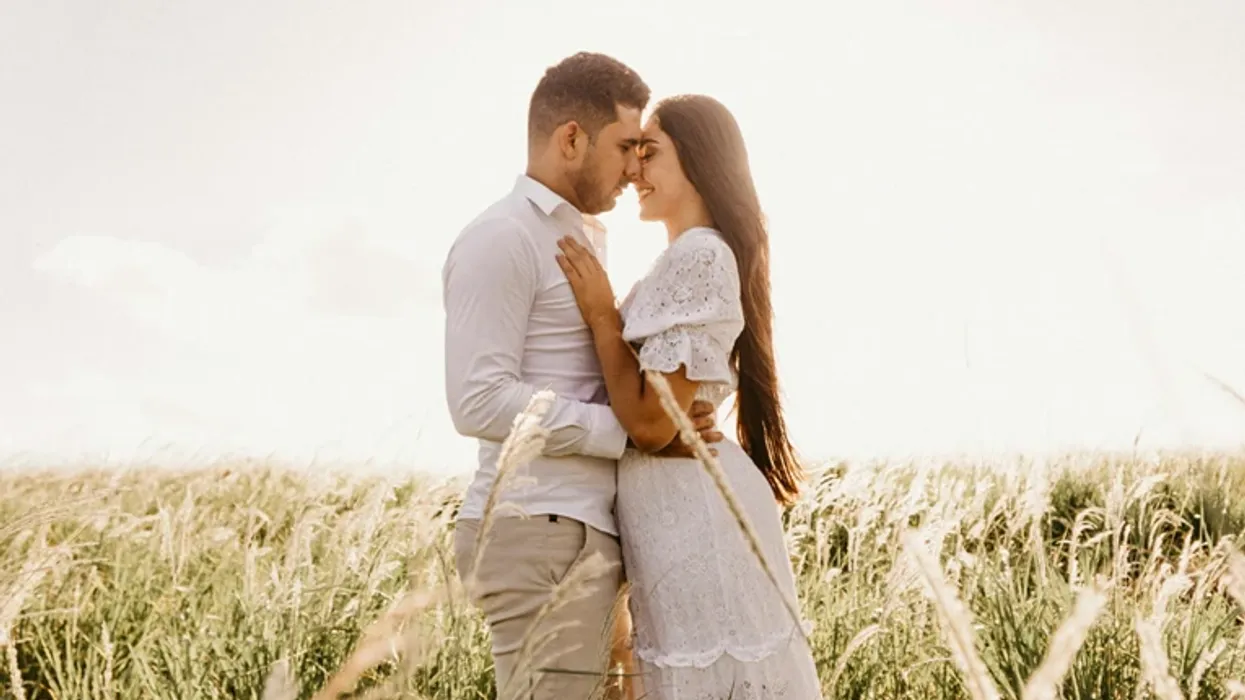 Shenjat që tregojnë se partneri po planifikon një të ardhme të përbashkët