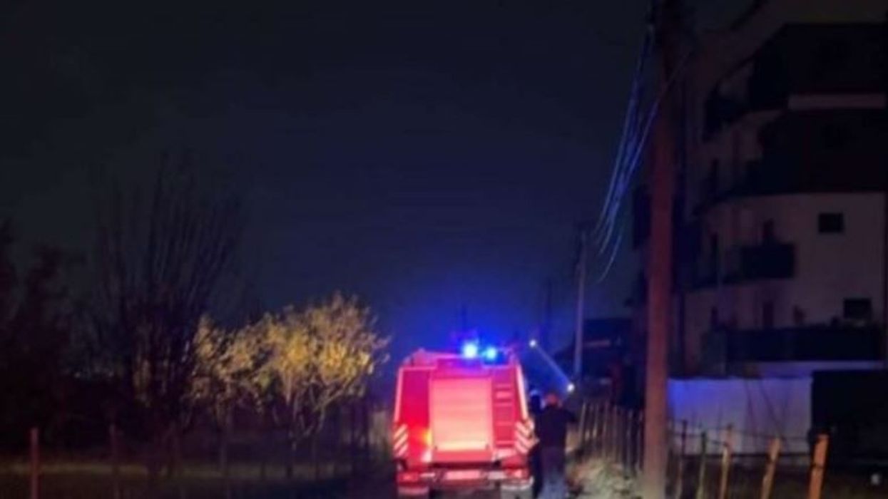 Një person vdes gjatë punës në Prishtinë, një tjetër i lënduar