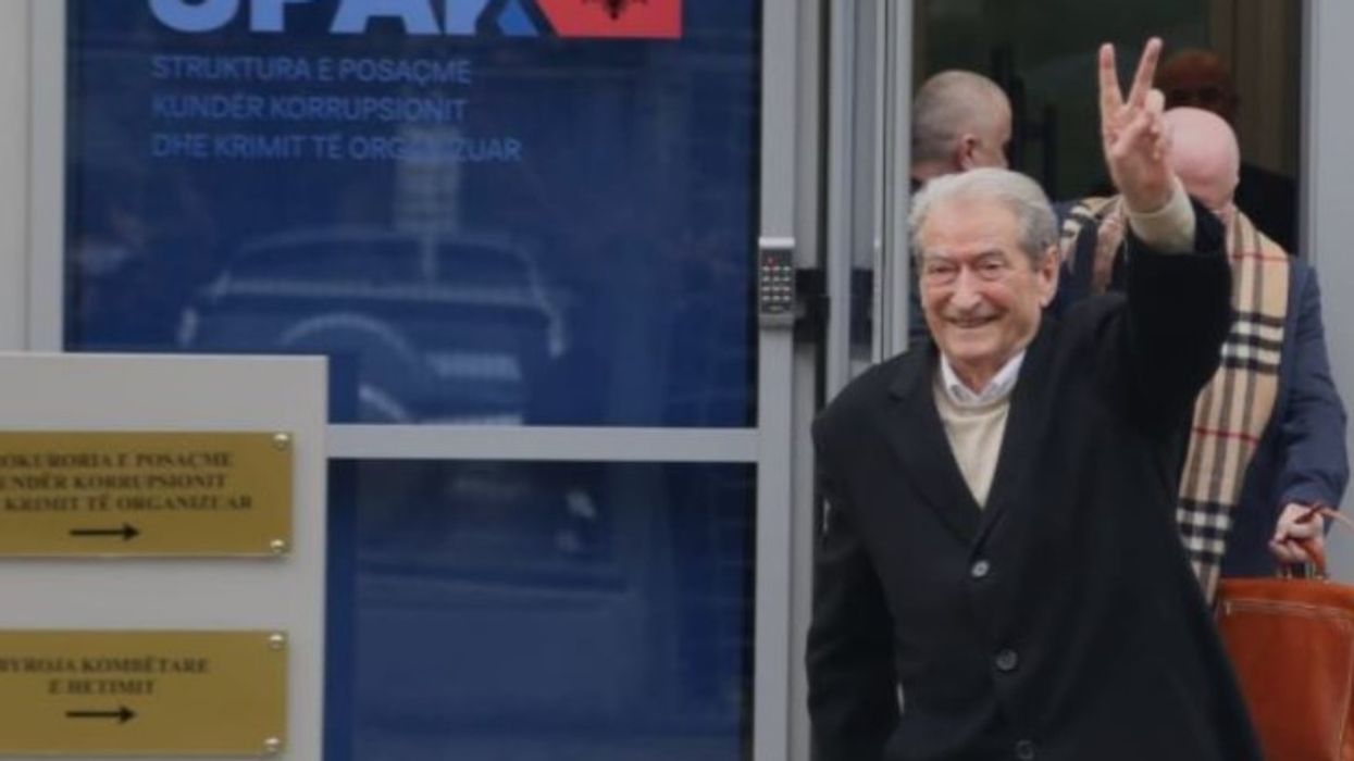 Berisha i drejtohet Kushtetueses për shfuqizimin e masës ‘detyrim me paraqitje’