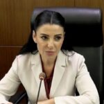 Video virale nga nata e parë e ‘Big Brother VIP Kosova 4’: Edi shfaqet me një qese të vogël, Dolce i drejtohet produksionit