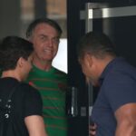 Reshjet bllokojnë rrugët rurale në Maliq dhe Pogradec, dhjetëra banorë të izoluar