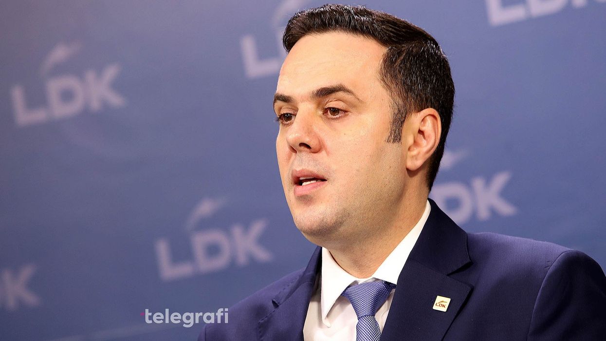 Abdixhiku: Bllokada e buxhetit ndaj Prishtinës dëmton qytetarët